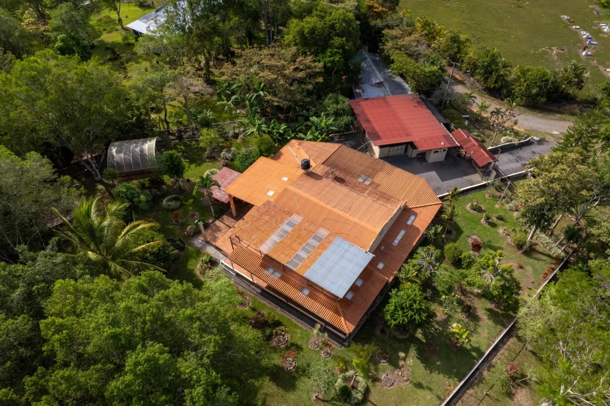 Casa de 3 Recámaras 3.5 Baños en Potrerillos Panamá
