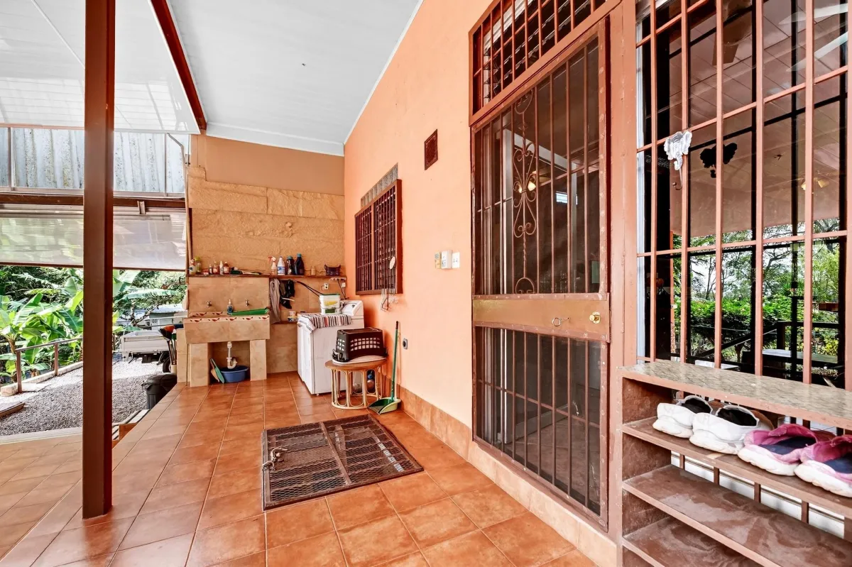 Casa de 3 Recámaras 3.5 Baños en Potrerillos Panamá