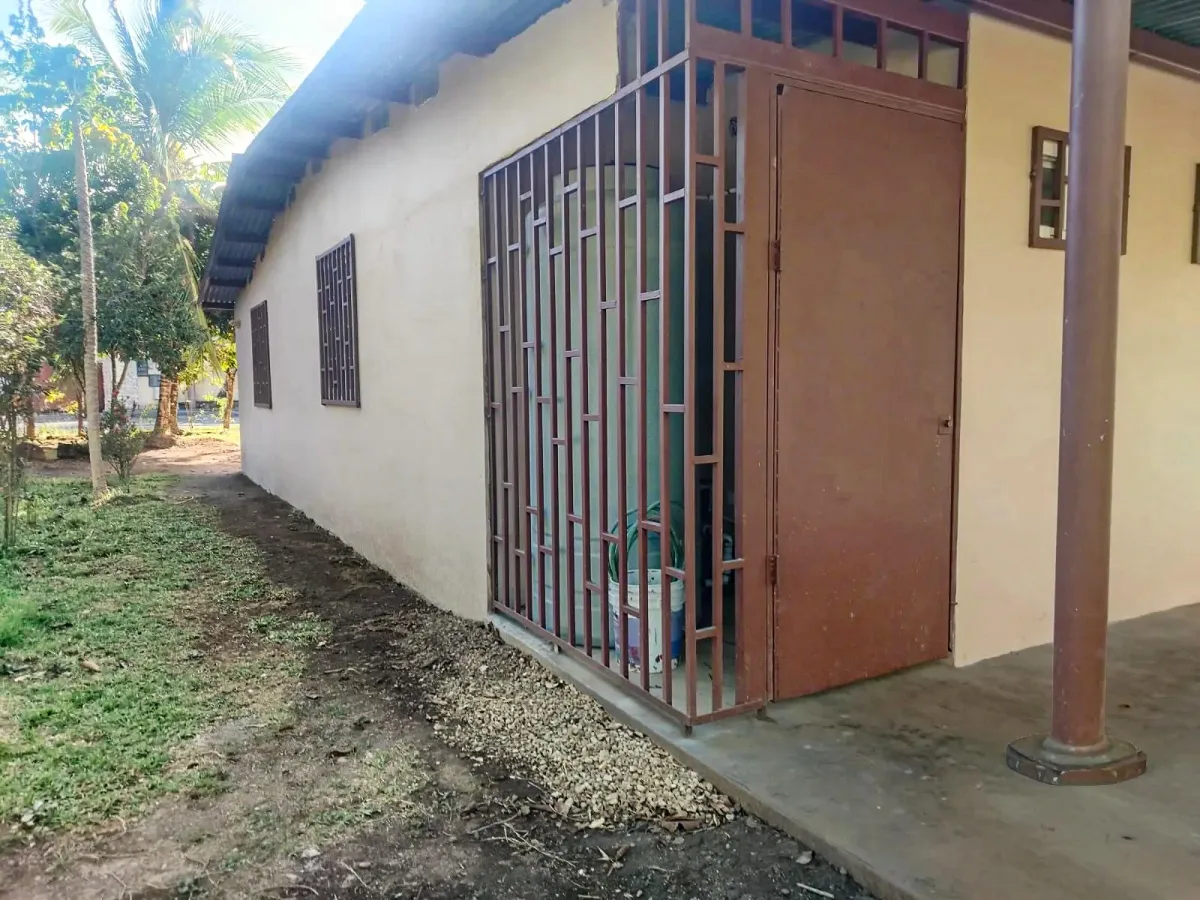 2 Bedroom Home on Flat Lot for Sale in El Flor