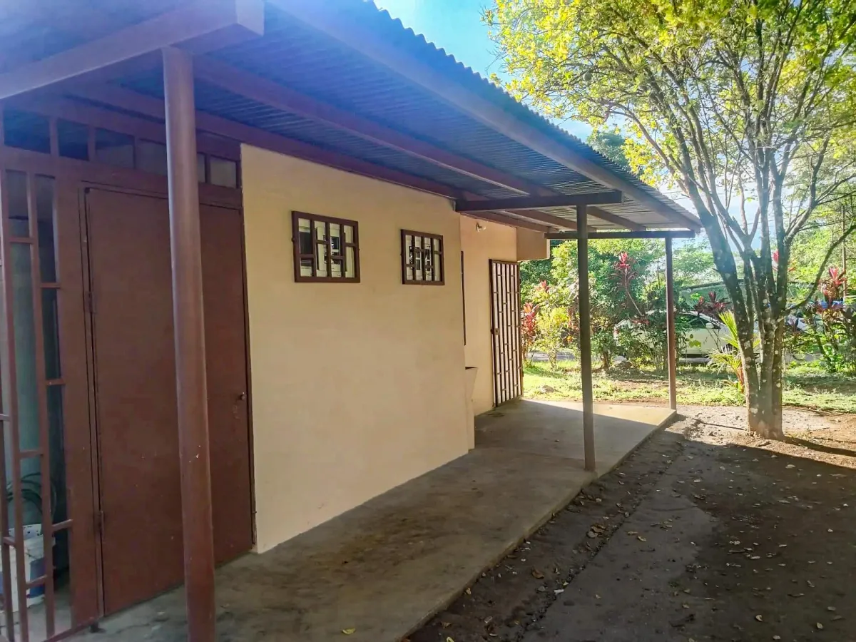 2 Bedroom Home on Flat Lot for Sale in El Flor