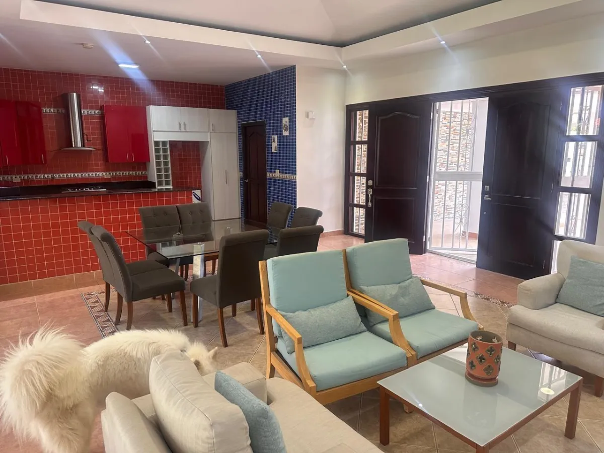 Palmeras del golf 495,000 Neg Cerca de playa y club golf