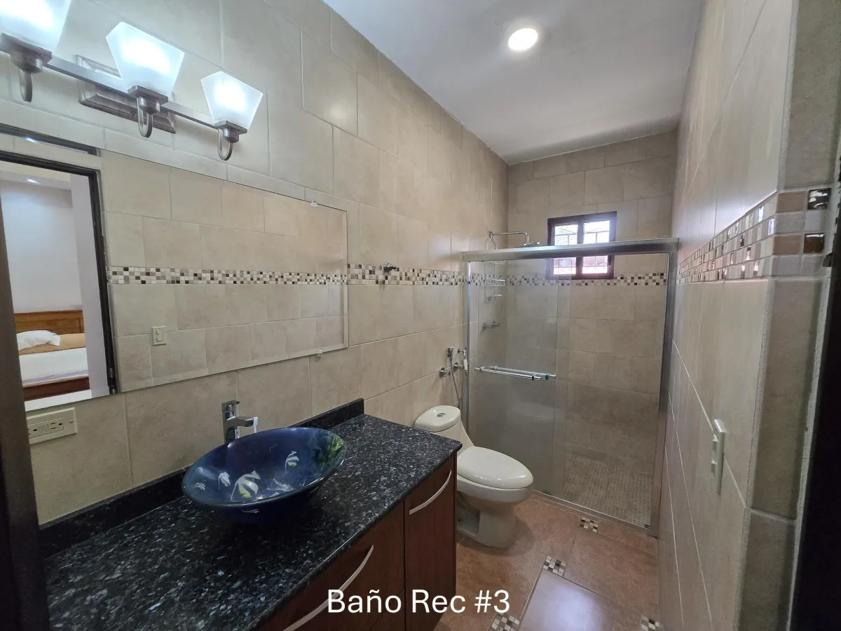 Palmeras del golf 495,000 Neg Cerca de playa y club golf