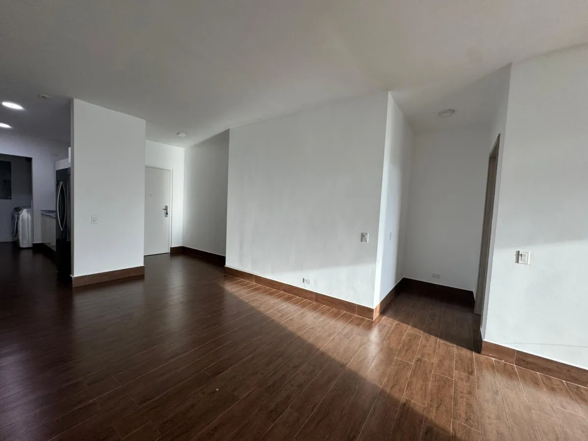 PH COSTAMARE / 3 BEDROOMS / 3 BATHROOMS / BALCONY