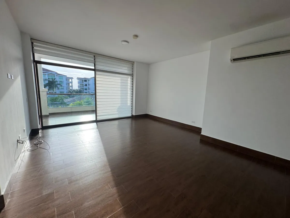 PH COSTAMARE / 3 BEDROOMS / 3 BATHROOMS / BALCONY