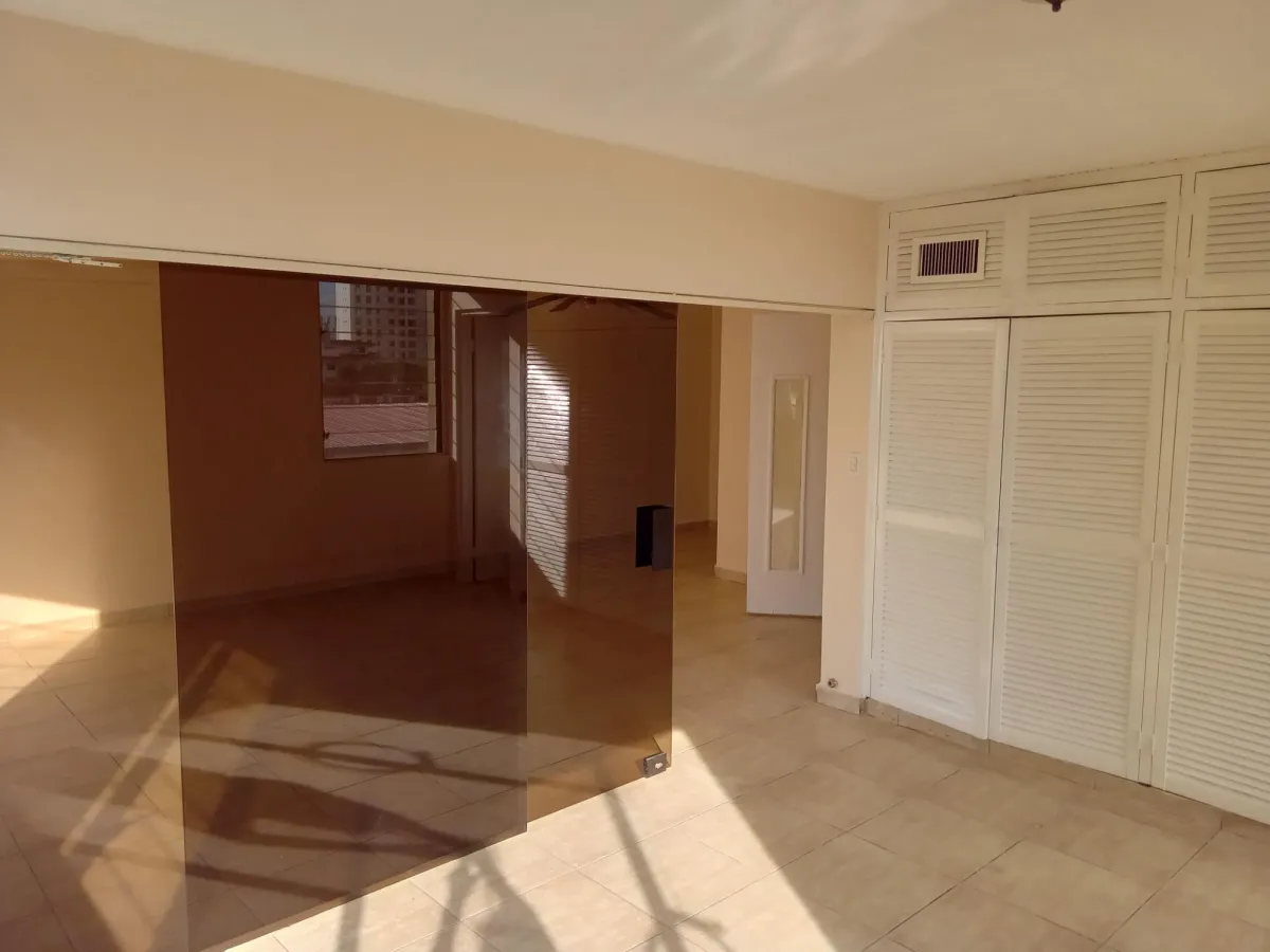 EL CANGREJO APARTMENT FOR SALE