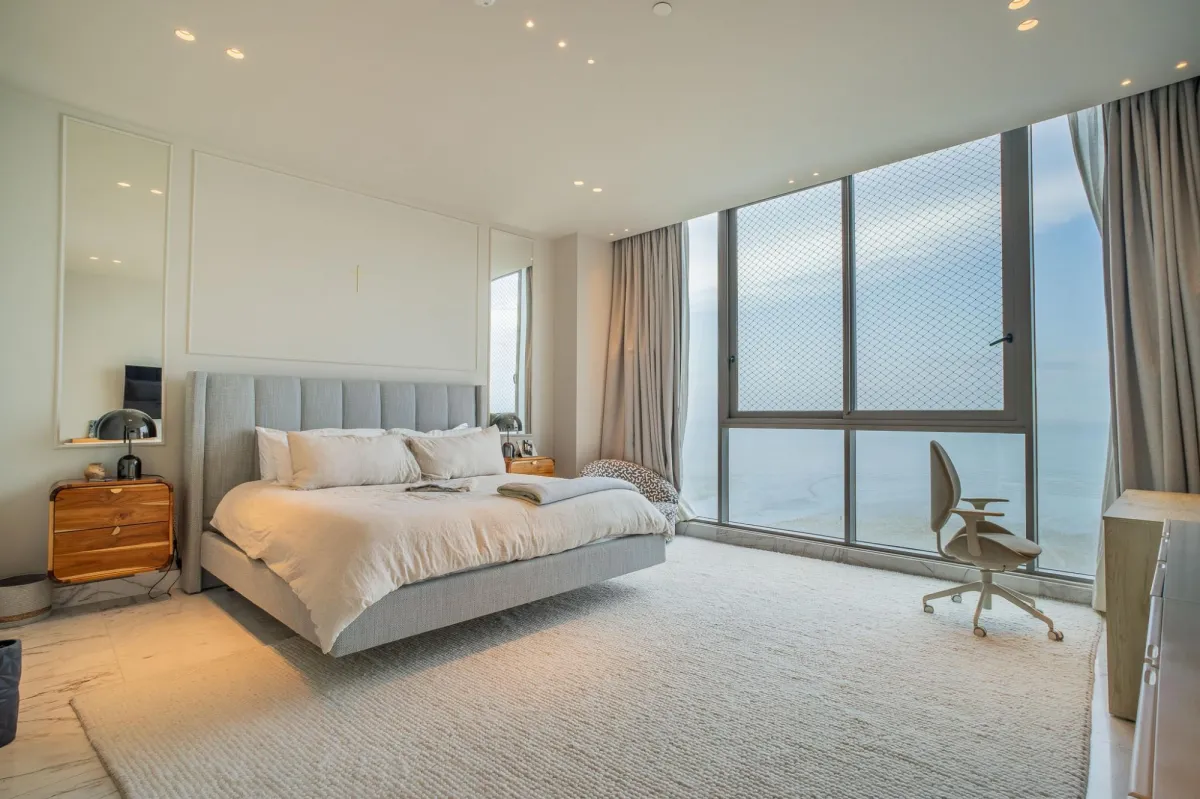 Se vende apartamento Penthouse de 4 habitaciones en PH Regalia