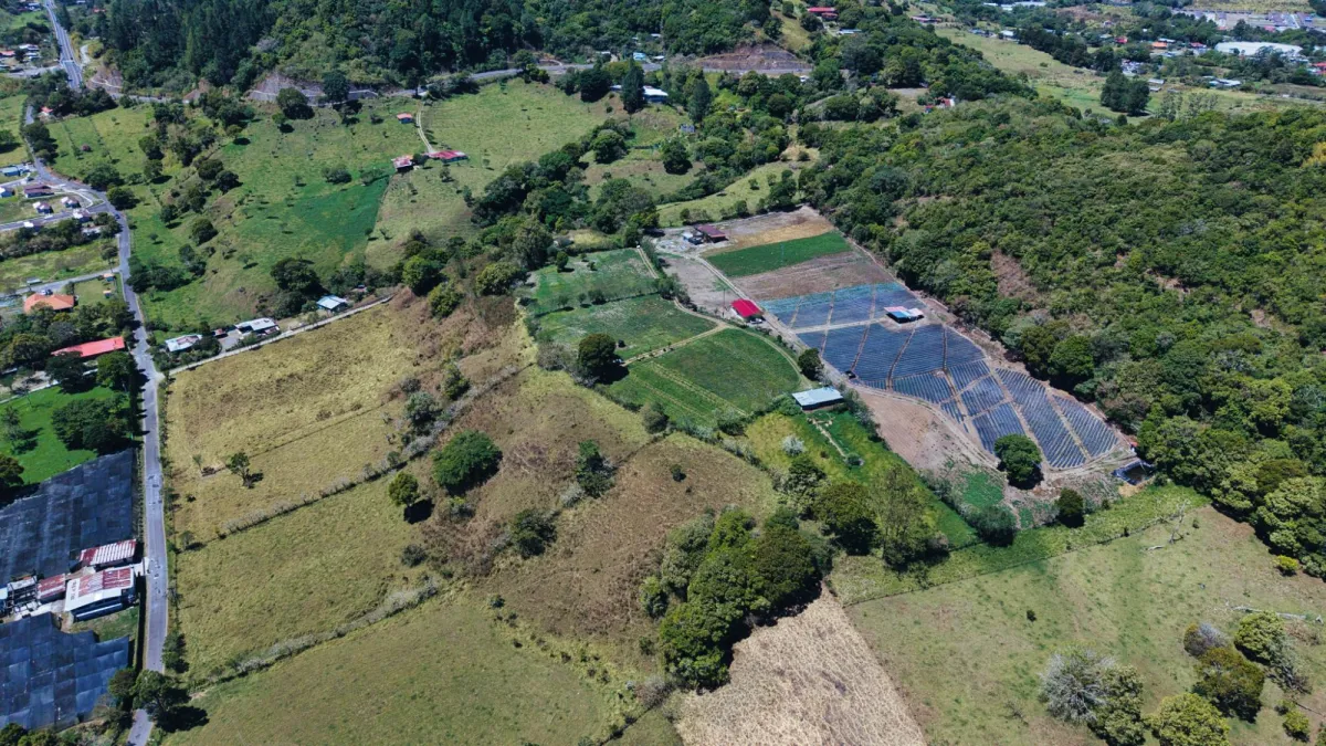Land for Sale – Volcán, Cordillera Arriba Entrance