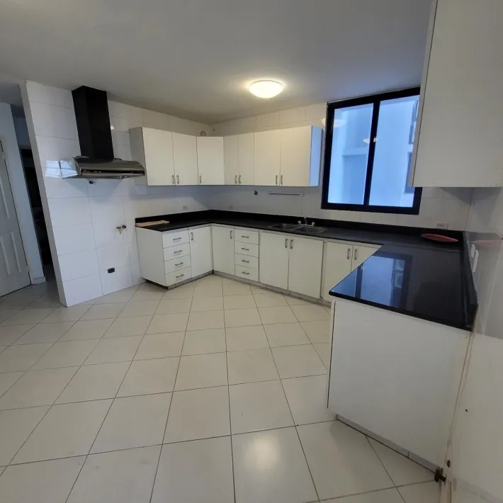 Apartment for sale on Balboa Avenue