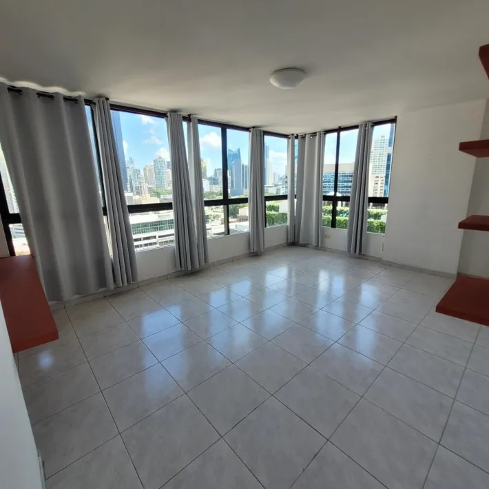 Apartment for sale on Balboa Avenue