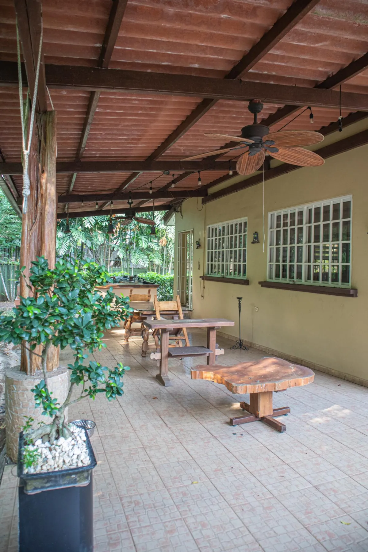 CASA UNIFAMILIAR - LLANOS DE CURUNDU