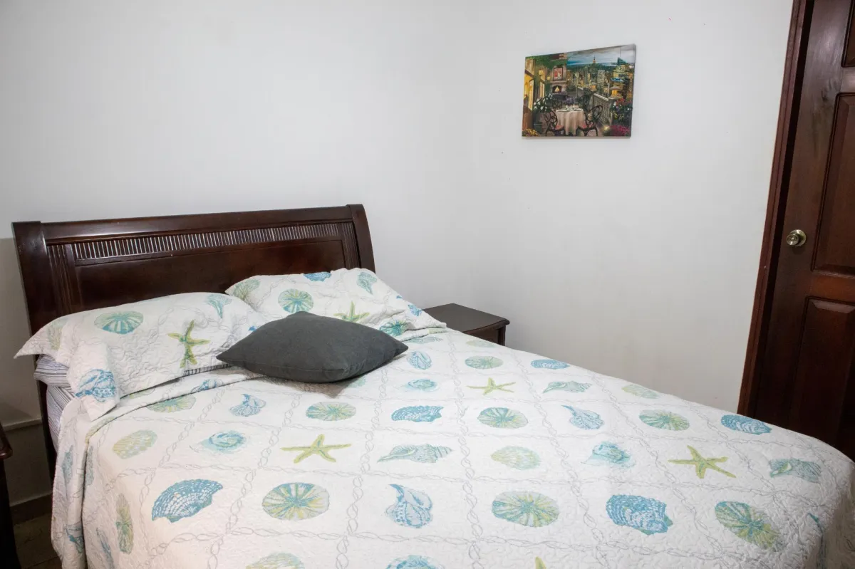 CASA UNIFAMILIAR - LLANOS DE CURUNDU