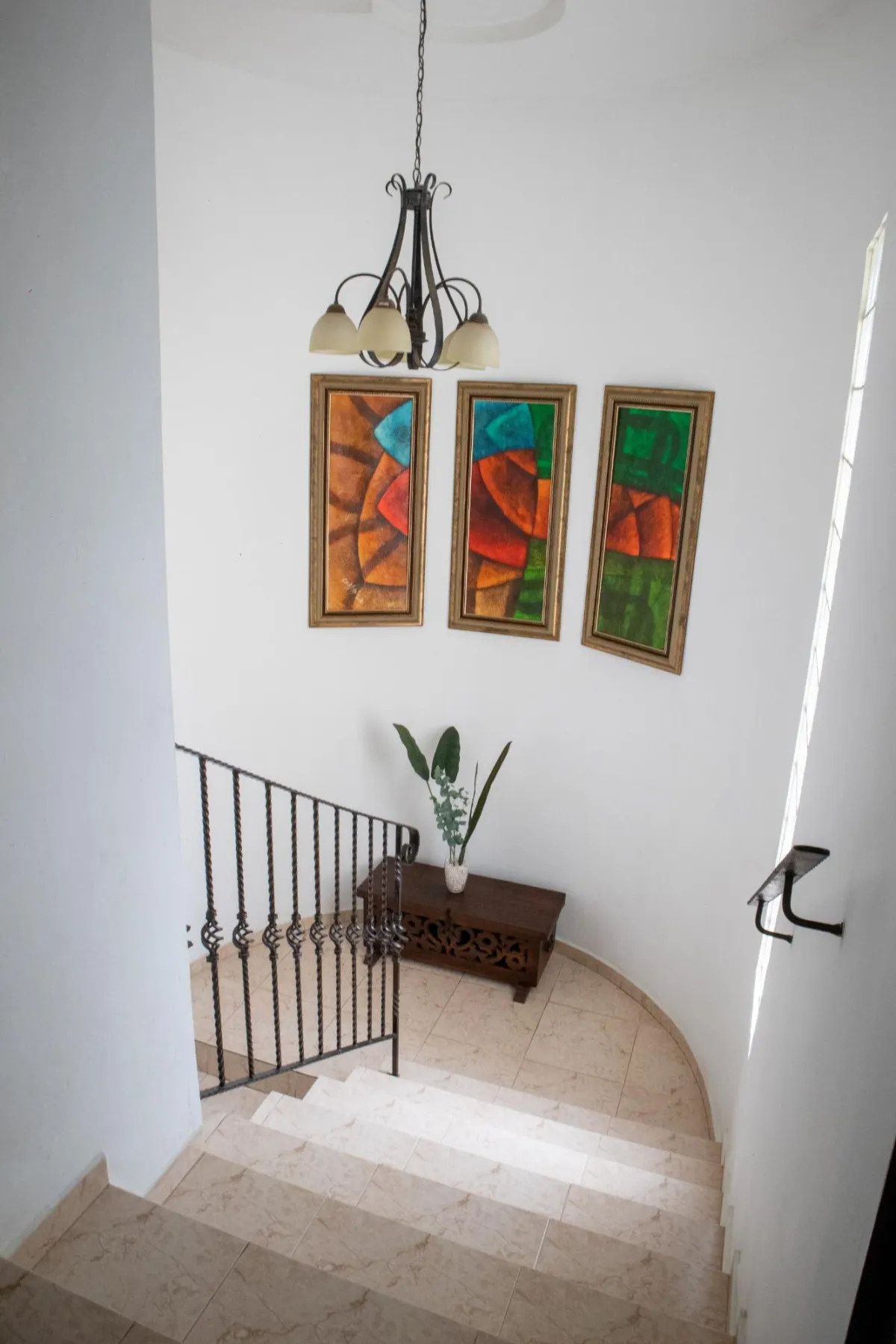 CASA UNIFAMILIAR - LLANOS DE CURUNDU
