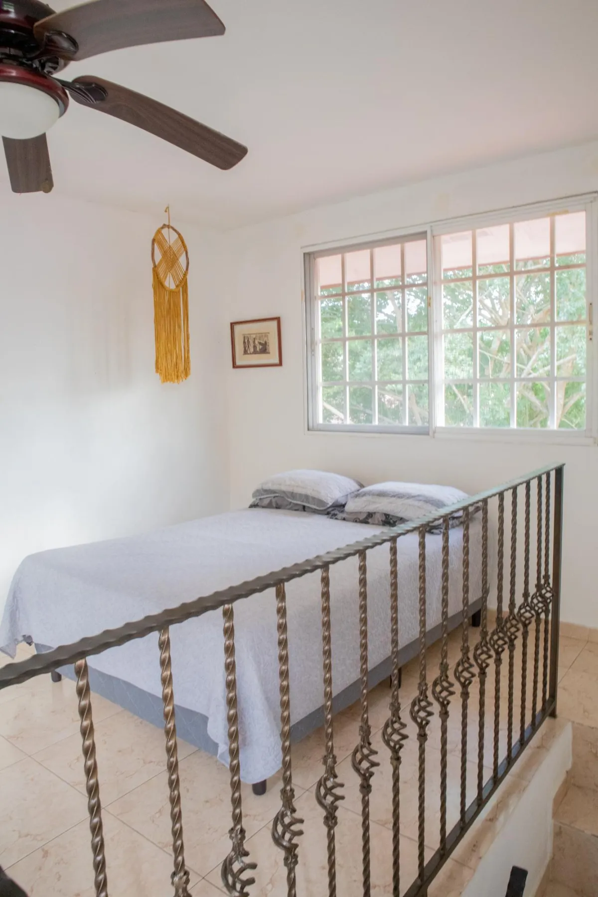 CASA UNIFAMILIAR - LLANOS DE CURUNDU