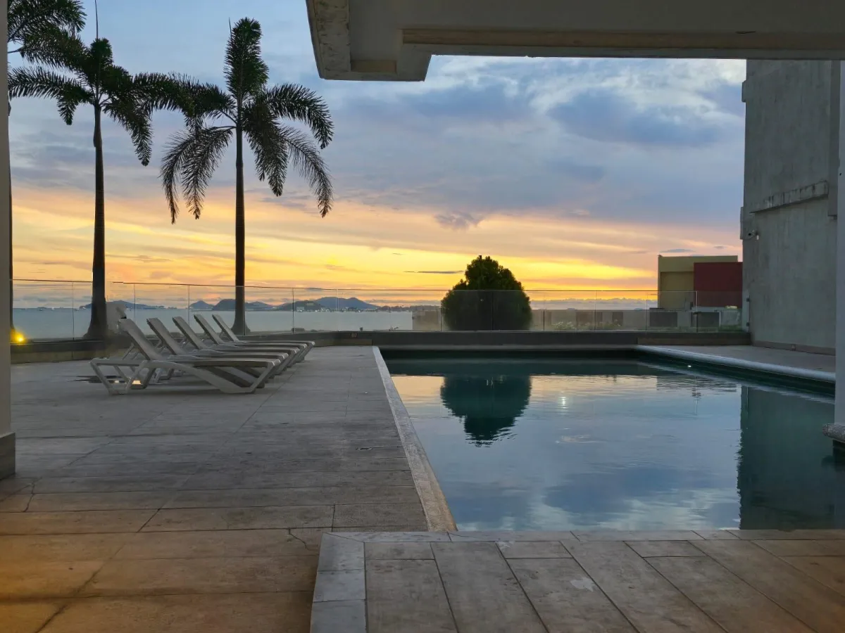 Q Tower in Punta Pacifica