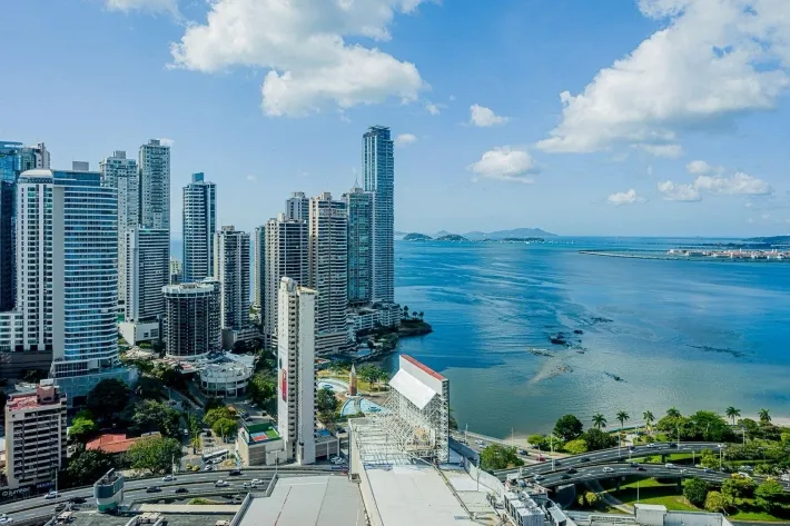 SUITE FOR SALE IN TOURIST PH MEGAPOLIS, PAITILLA