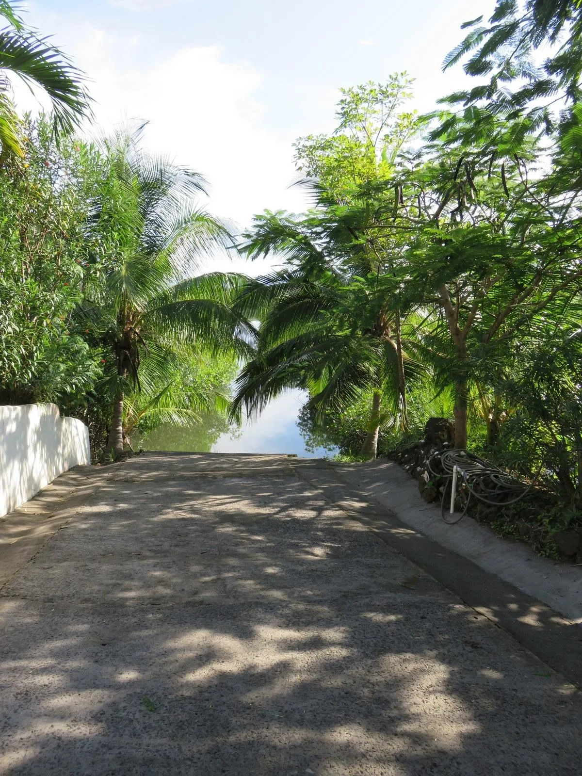 Península con casa y acceso al mar
