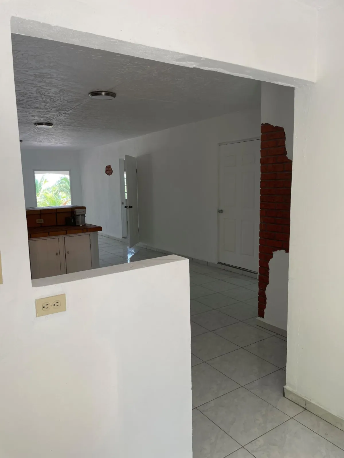 Península con casa y acceso al mar