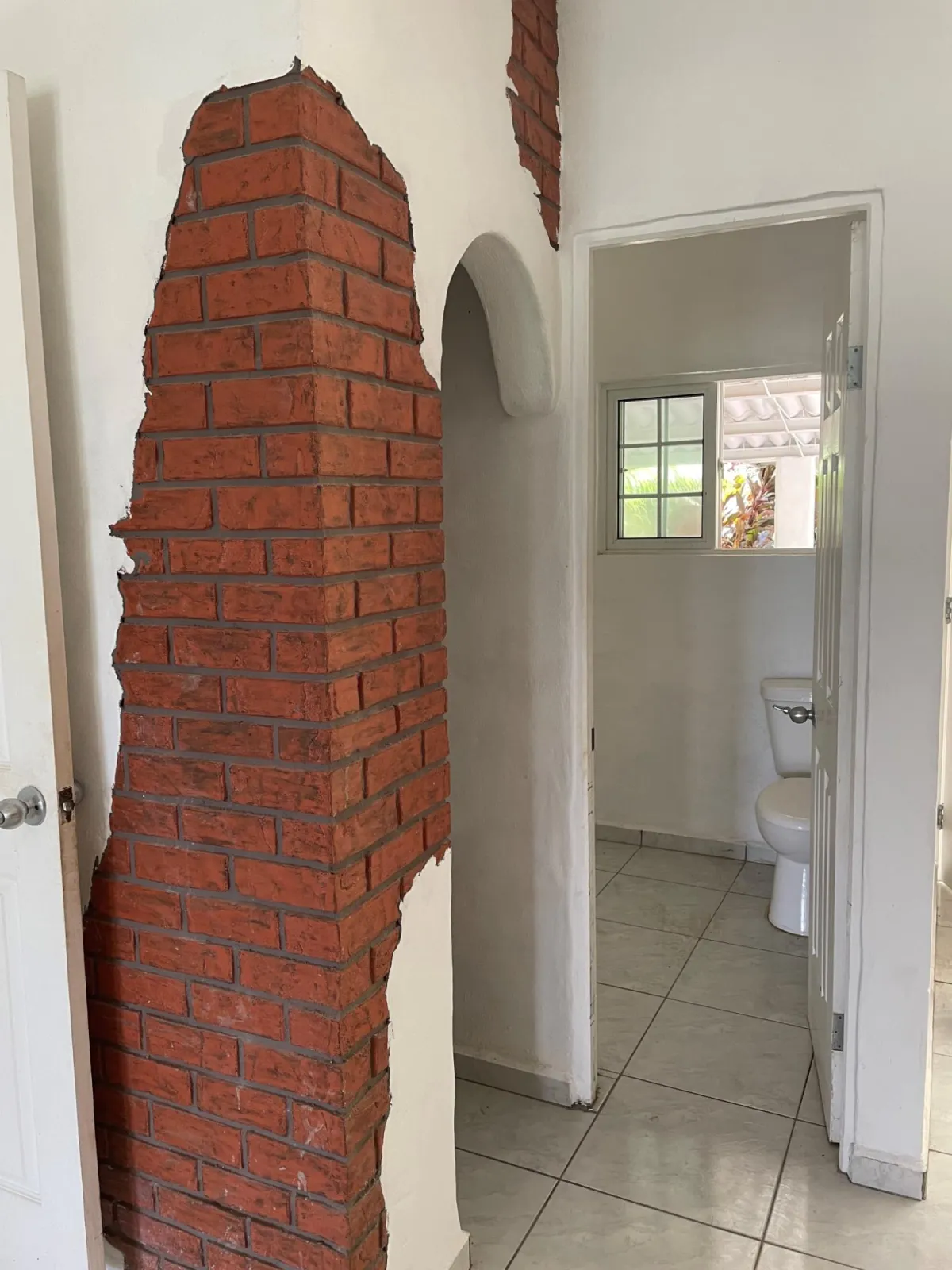 Península con casa y acceso al mar