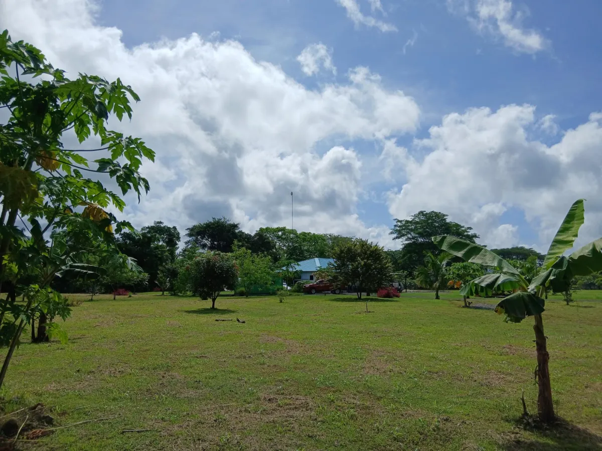 Finca bien concebida en una zona tranquila
