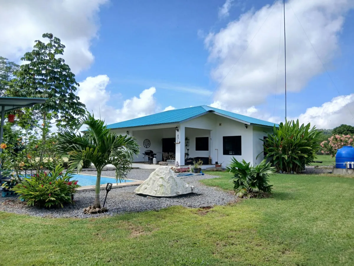 Finca bien concebida en una zona tranquila