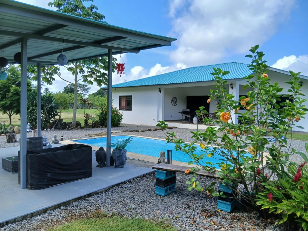 Finca bien concebida en una zona tranquila