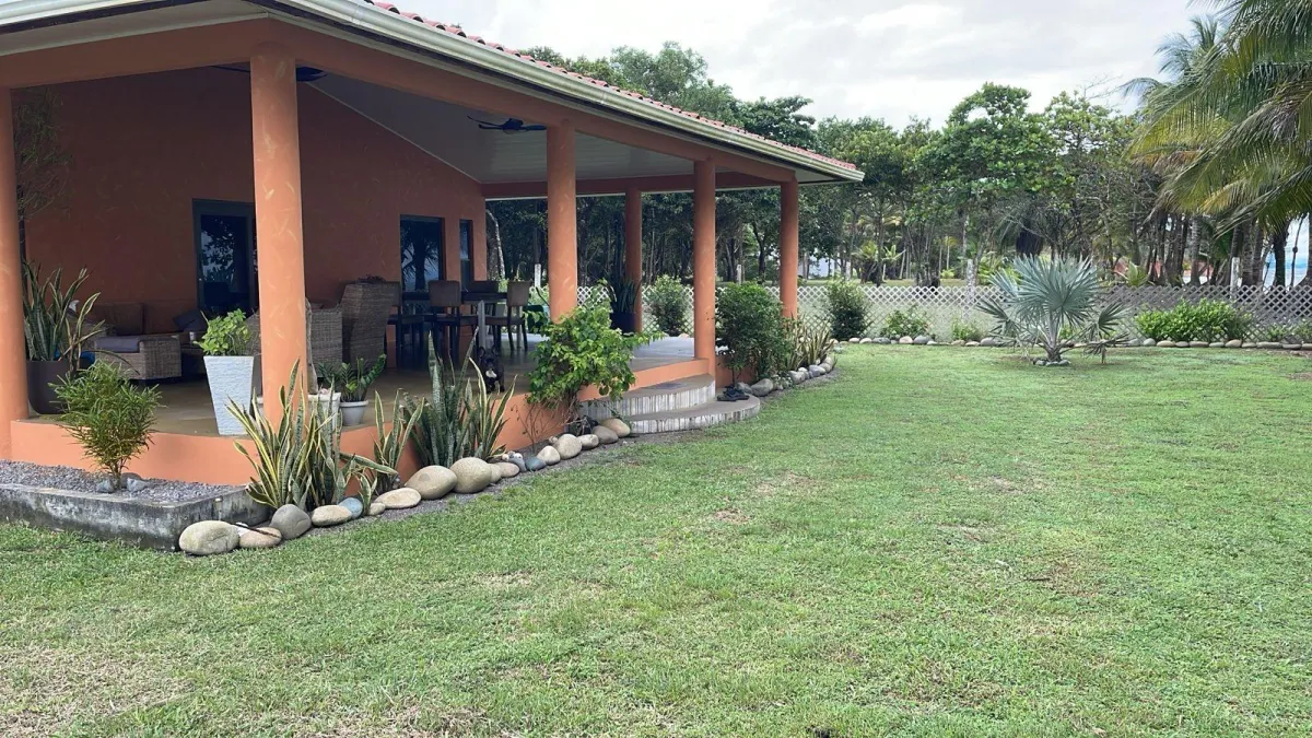 Casa de playa Casa de playa a un precio muy atractivo cerca de Boca Chica