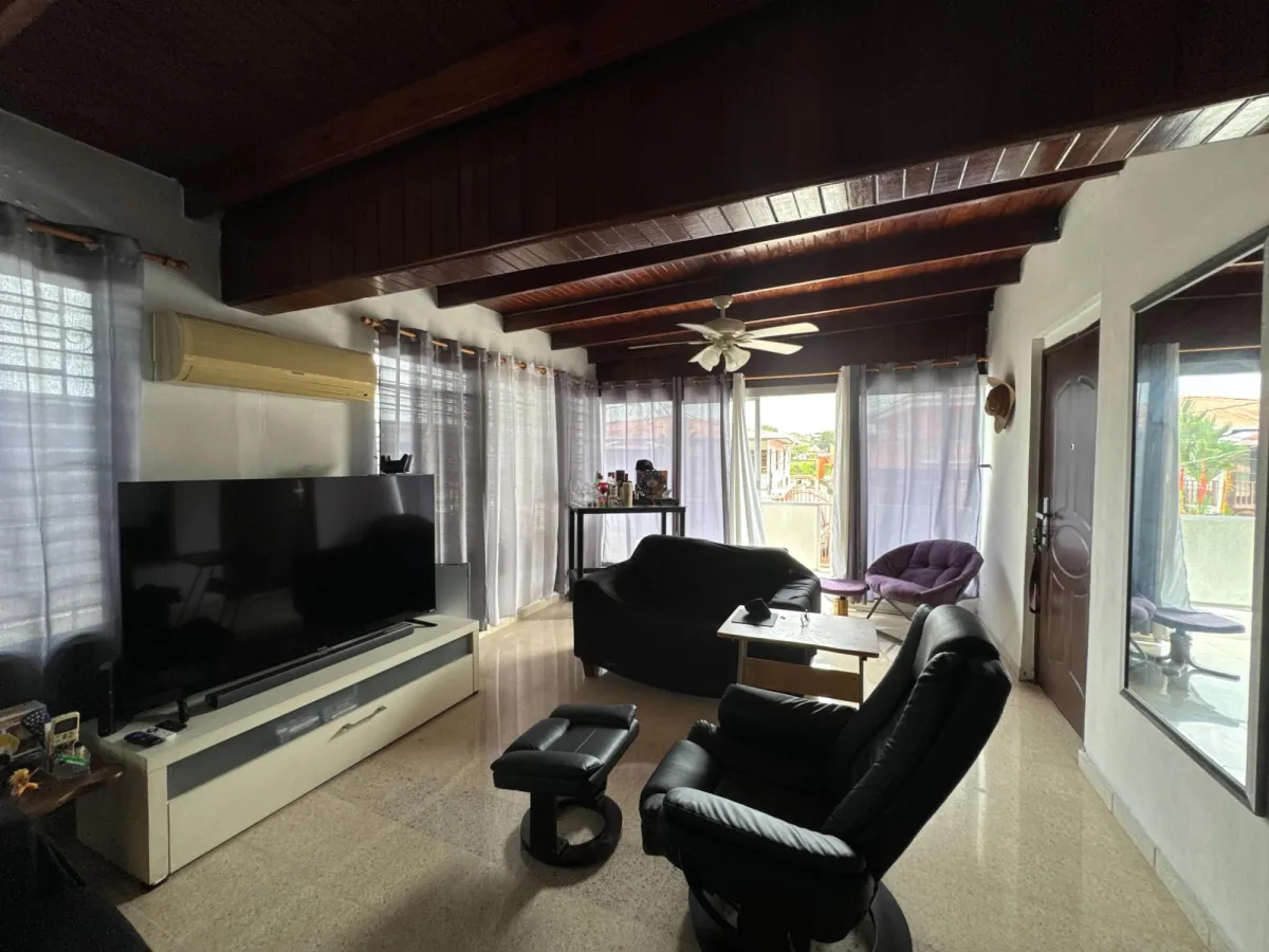Se vende casa en Altos de Betania