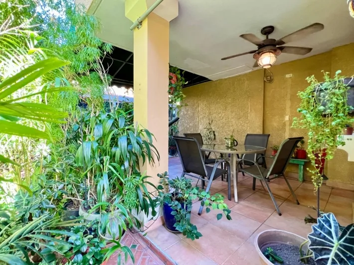 House for sale in Dorado Lakes, Condado del Rey