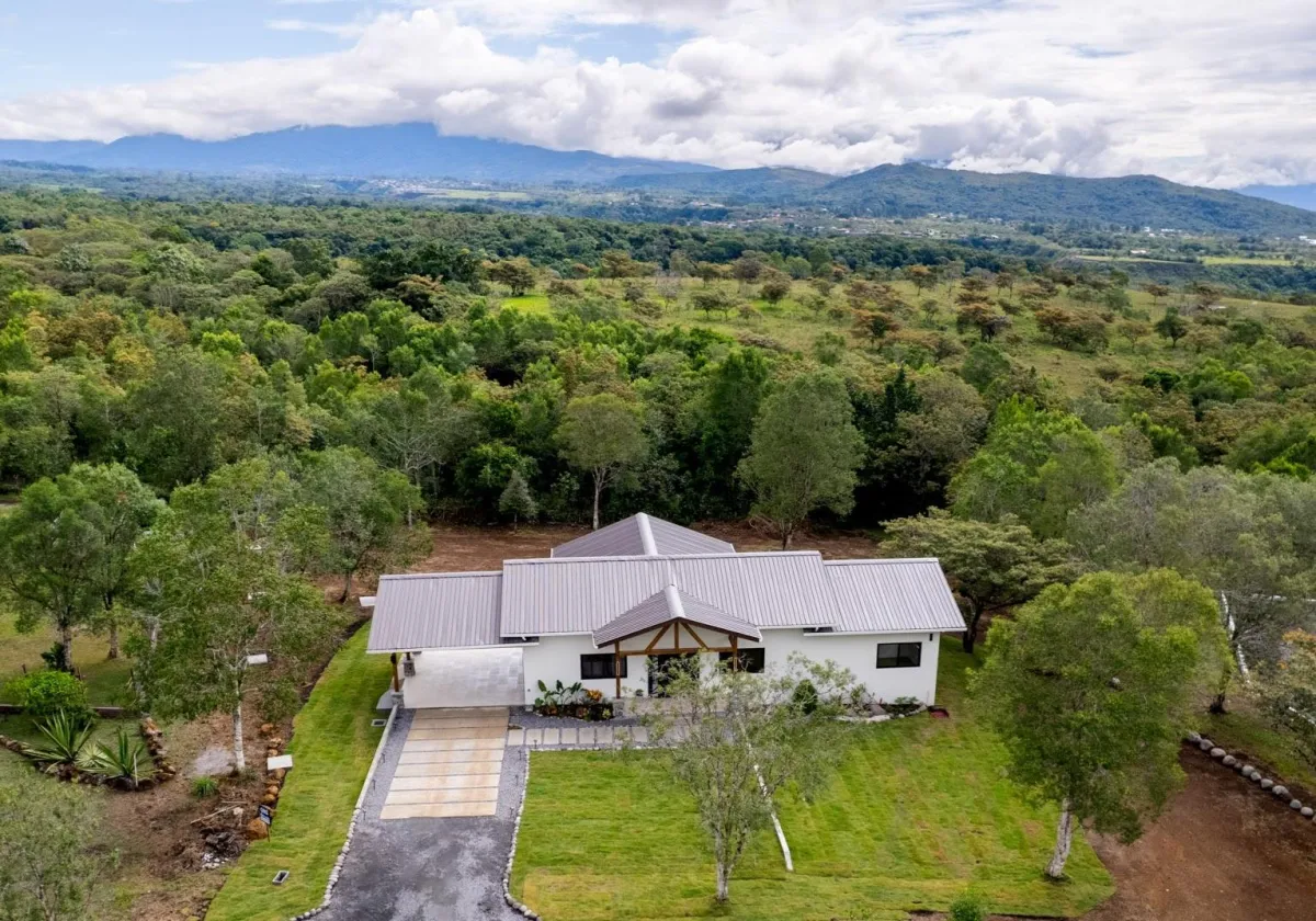New Potrerillos Home with Quality Finishes