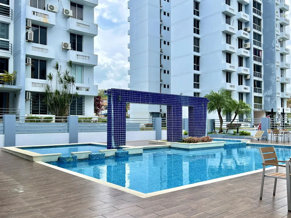 Apartment for sale in Condado del Rey, PH McGregor