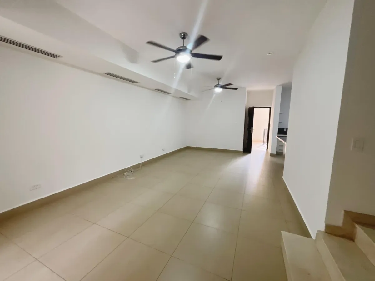 GROUND FLOOR APARTMENT FOR SALE