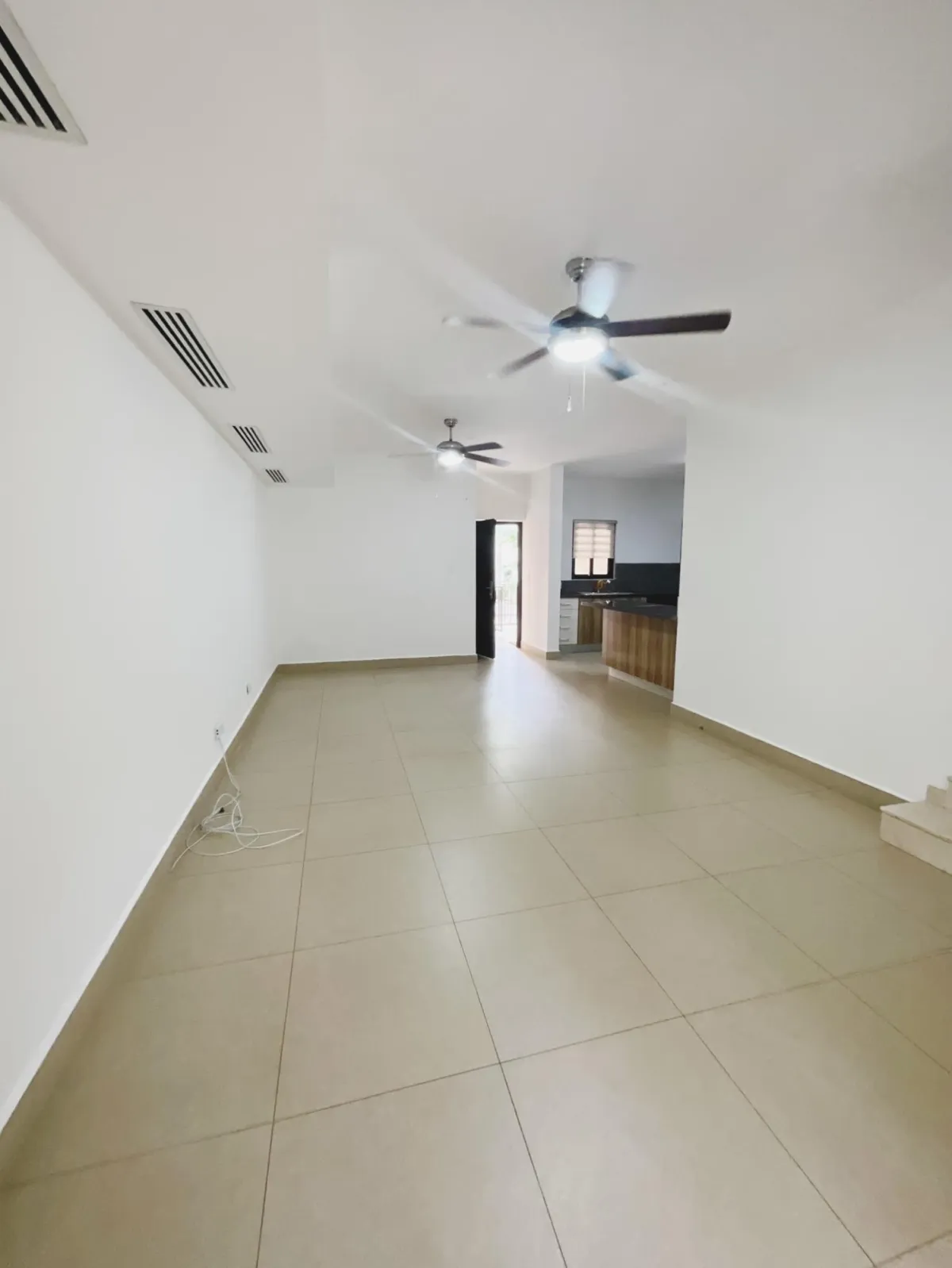 GROUND FLOOR APARTMENT FOR SALE