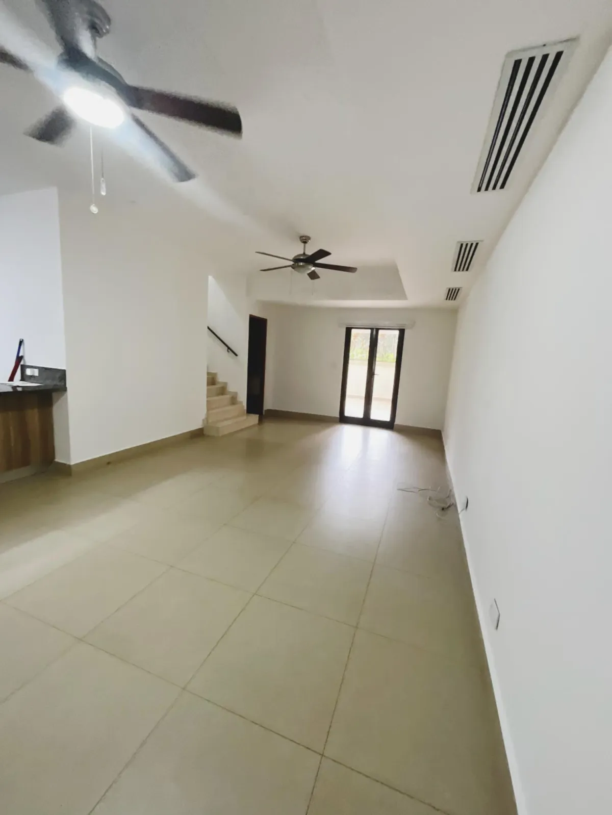 GROUND FLOOR APARTMENT FOR SALE