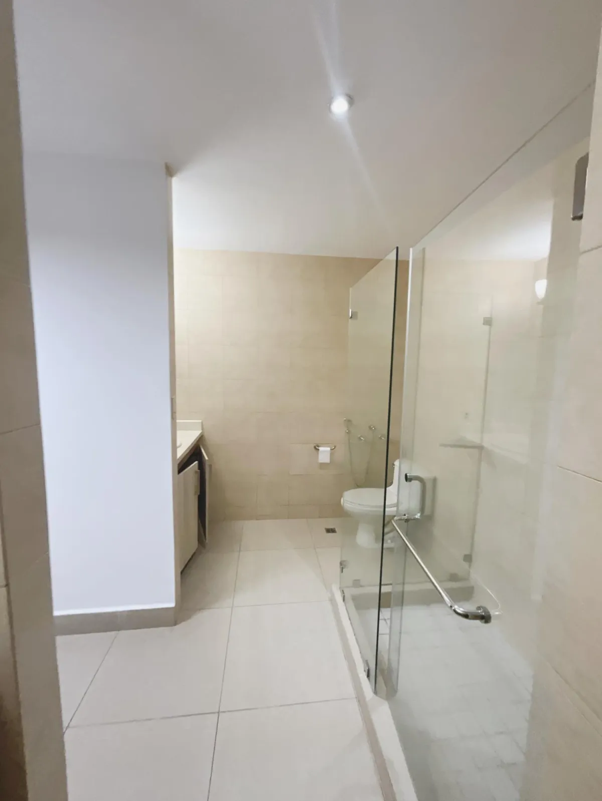 GROUND FLOOR APARTMENT FOR SALE