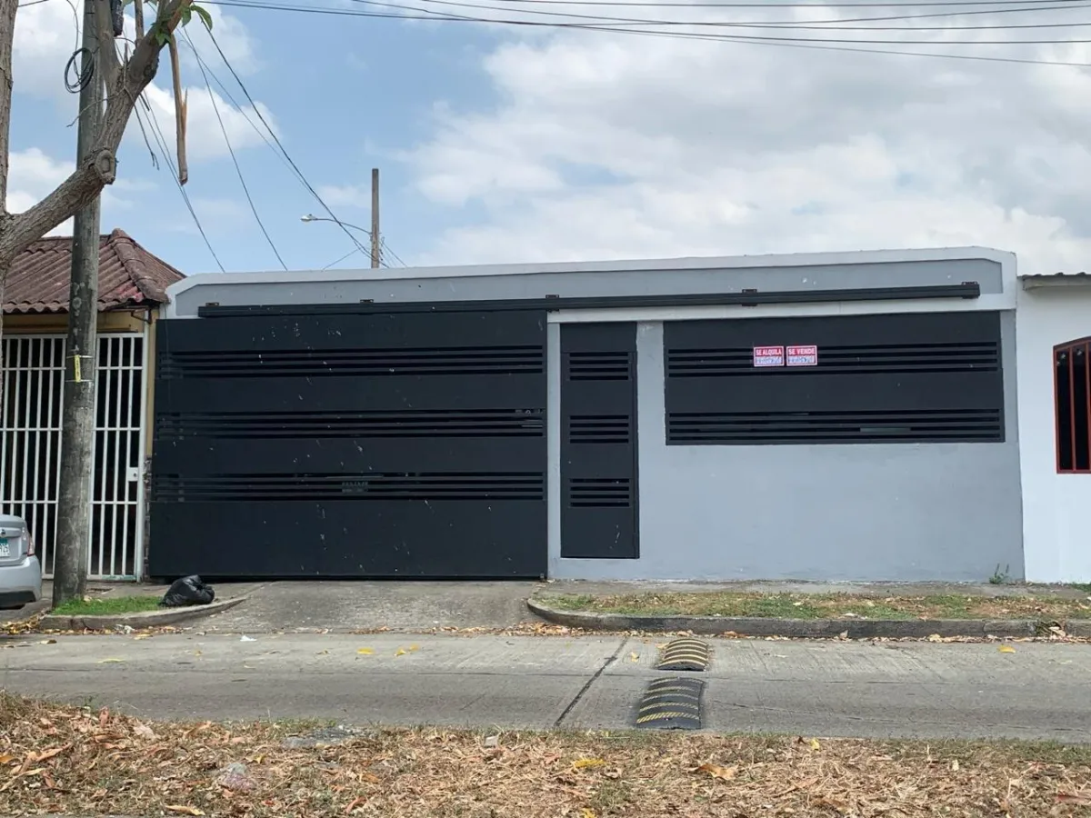 Venta de casa en Las Acacias