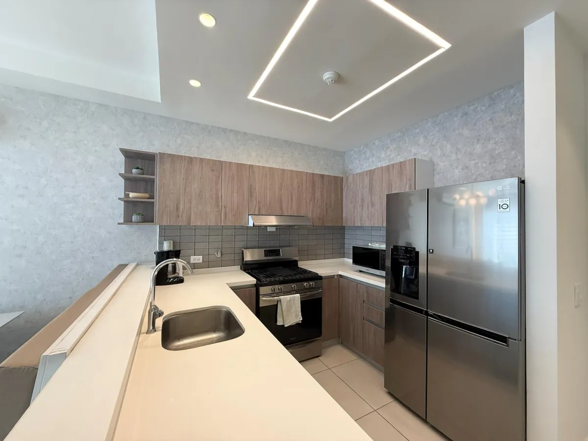 Apartamento de 2 Recameras en Venta en Coco del Mar.