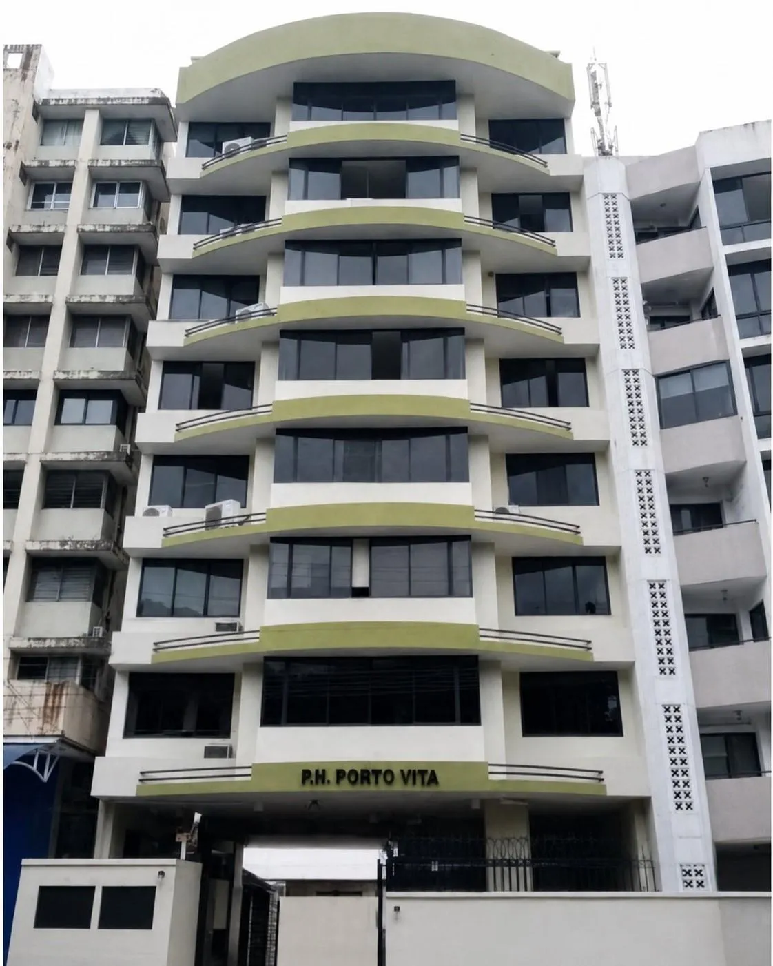FOR SALE FURNISHED APARTMENT IN PH PORTO VITA