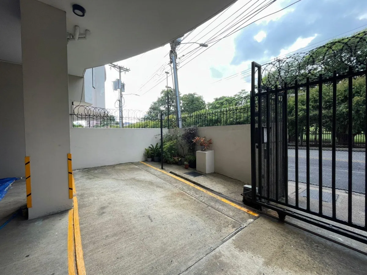 FOR SALE FURNISHED APARTMENT IN PH PORTO VITA
