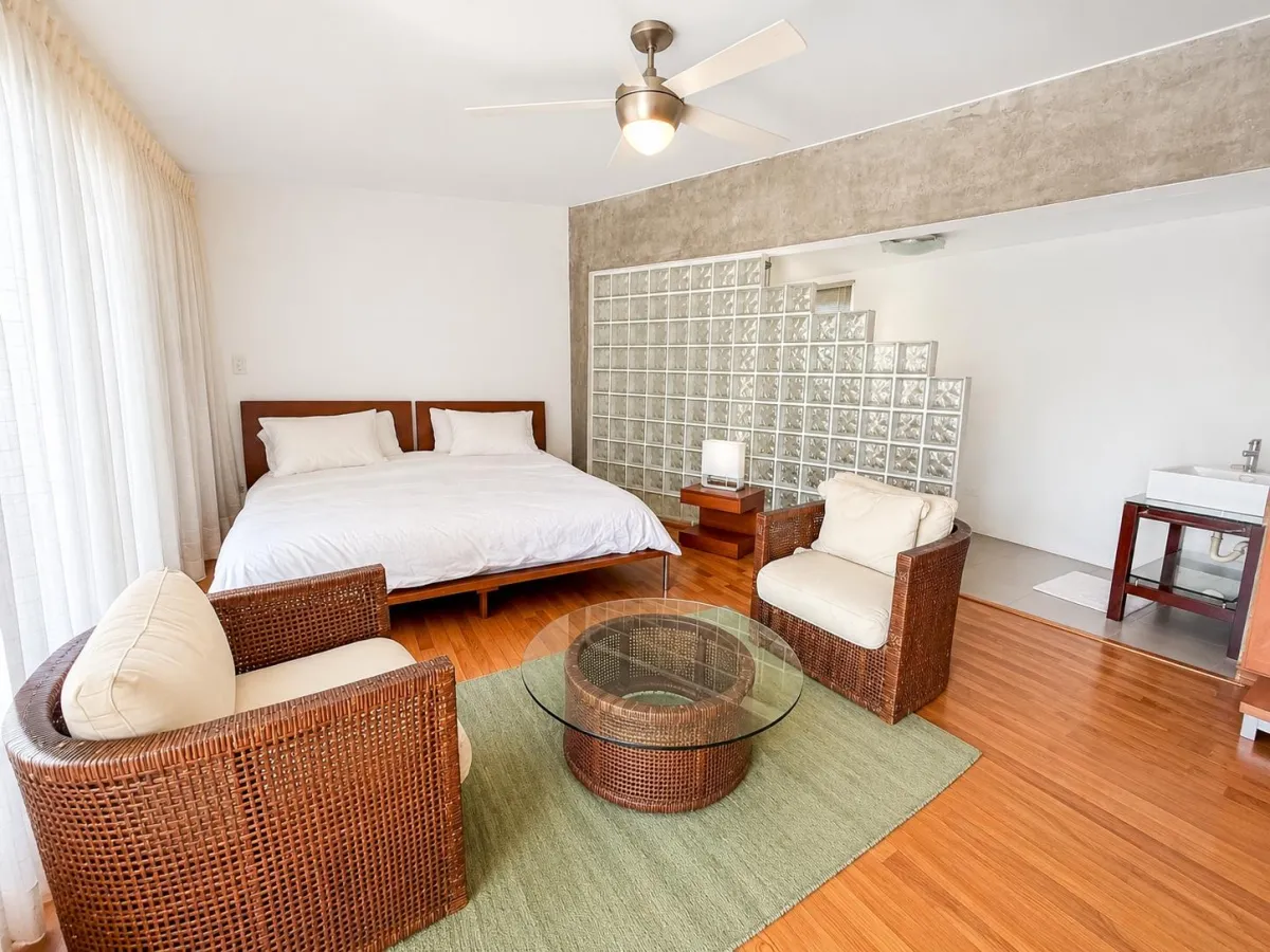 Venta de Residencia Moderna en Coronado