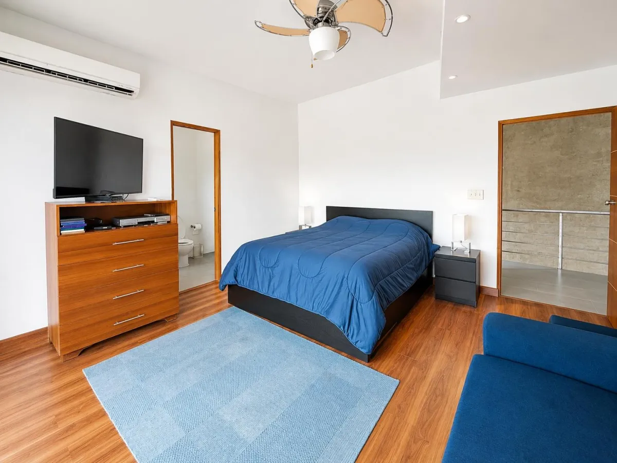 Venta de Residencia Moderna en Coronado