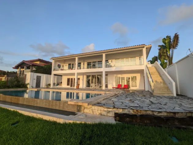 Luxury Beachfront Home in Pedasí – Andromeda Ocean Estates