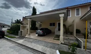 House for sale in PH Villa Tívoli, Villas del Golf II