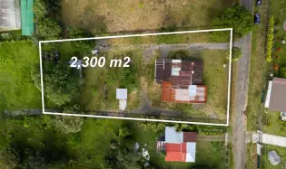 Amplio Terreno con Encantadora Casita en Potrerillos Arriba