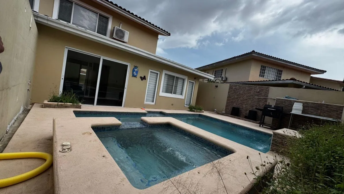 Venta de casa en PH Villa Tivoli, Villas del Golf