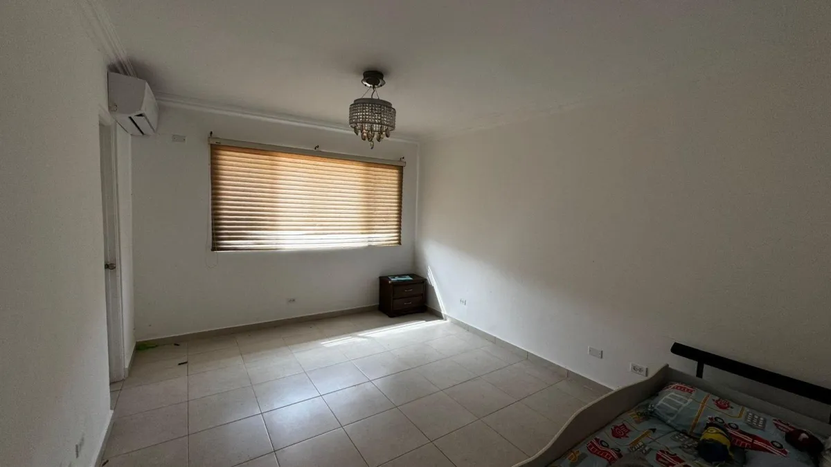 Venta de casa en PH Villa Tivoli, Villas del Golf