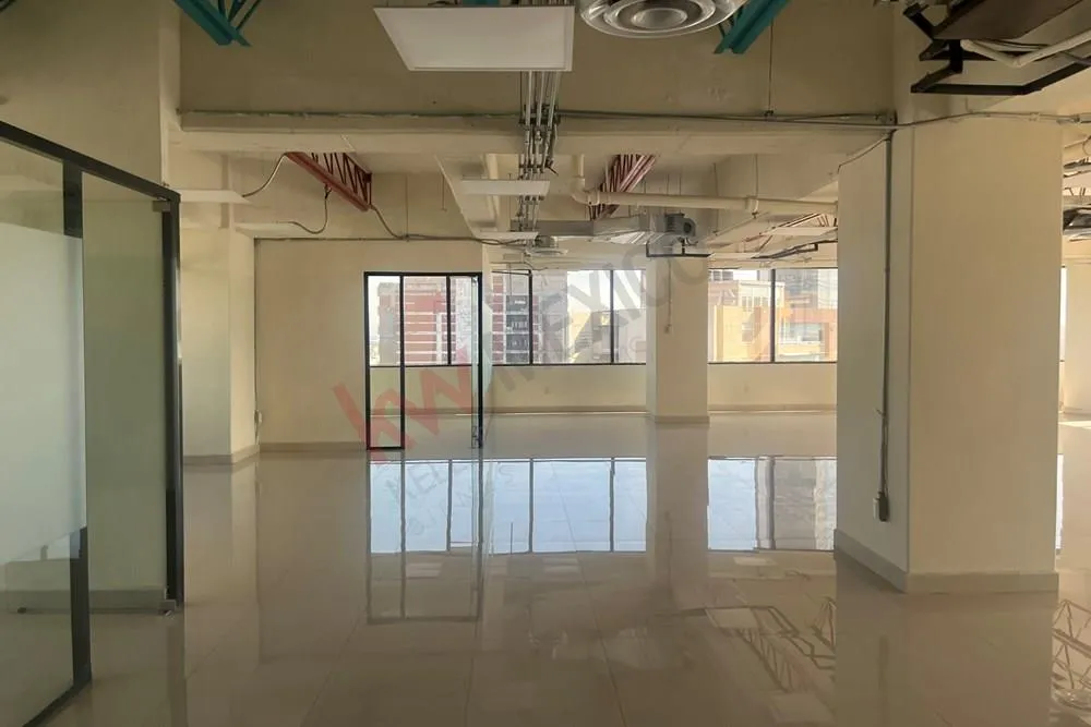 OFICINA EN RENTA EN EL  EDIFICIO CORPORATIVO