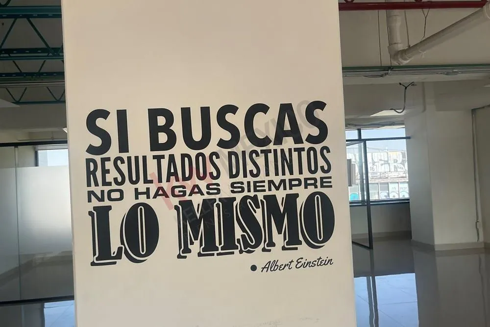 OFICINA EN RENTA EN EL  EDIFICIO CORPORATIVO