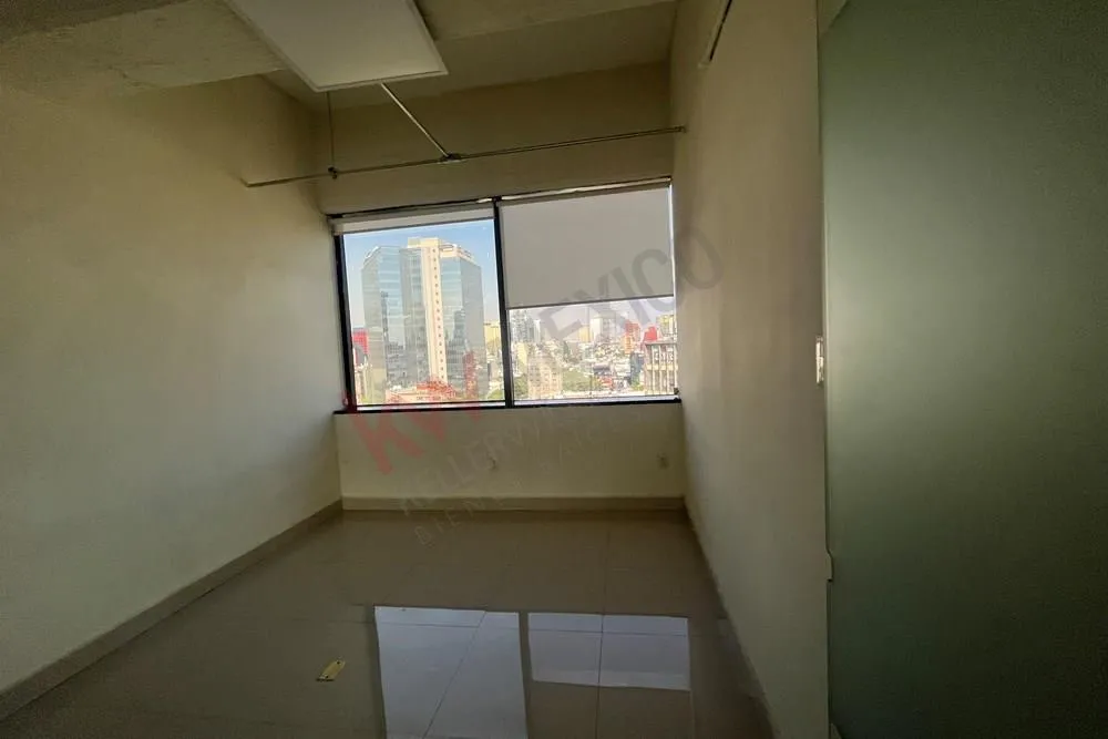 OFICINA EN RENTA EN EL  EDIFICIO CORPORATIVO