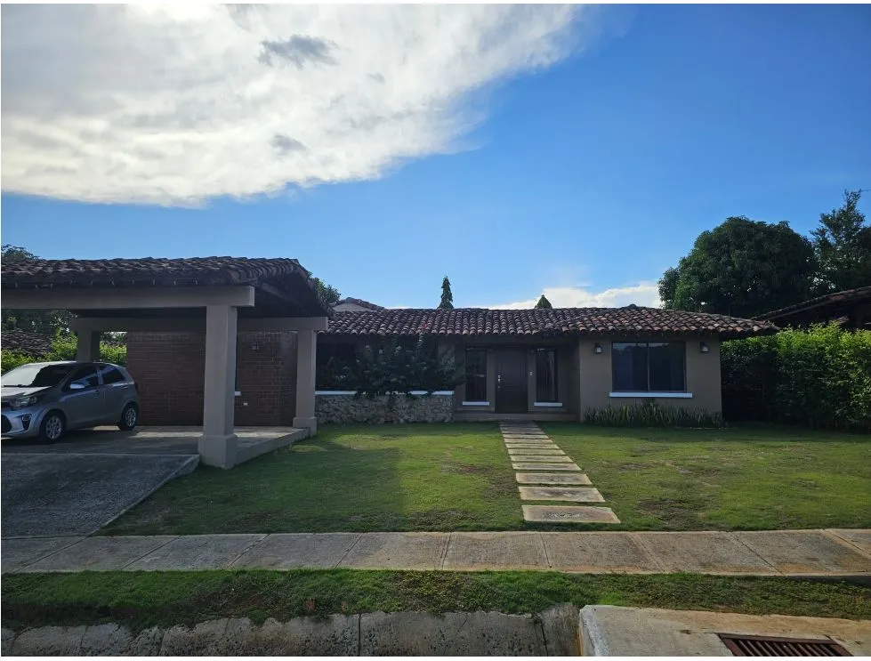 Rental/Sale of House in Residencial Cubitá, Chitré. MB