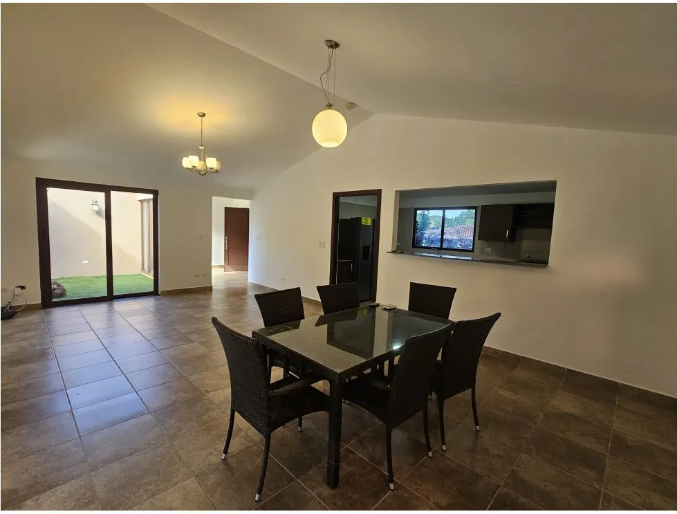 Rental/Sale of House in Residencial Cubitá, Chitré. MB